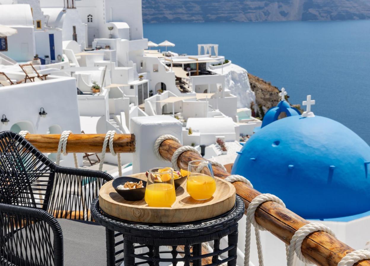 Luxus Vip Suites Oía Dış mekan fotoğraf