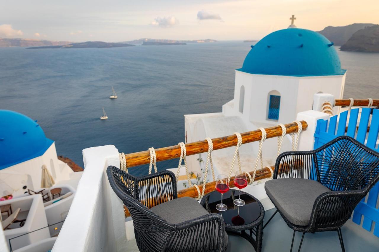 Luxus Vip Suites Oía Dış mekan fotoğraf