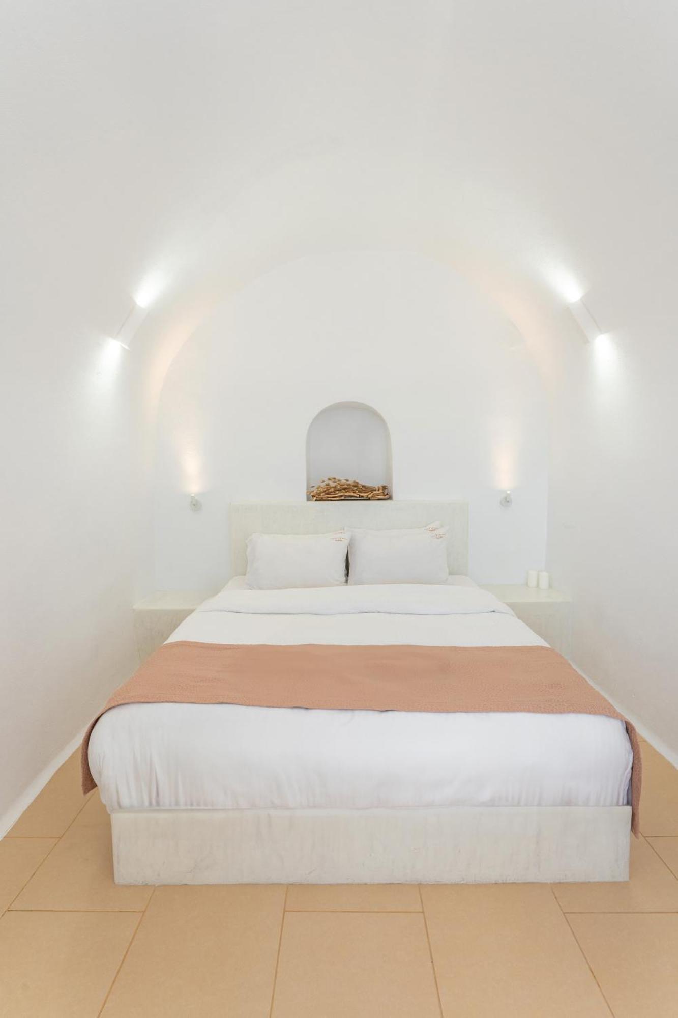 Luxus Vip Suites Oía Dış mekan fotoğraf