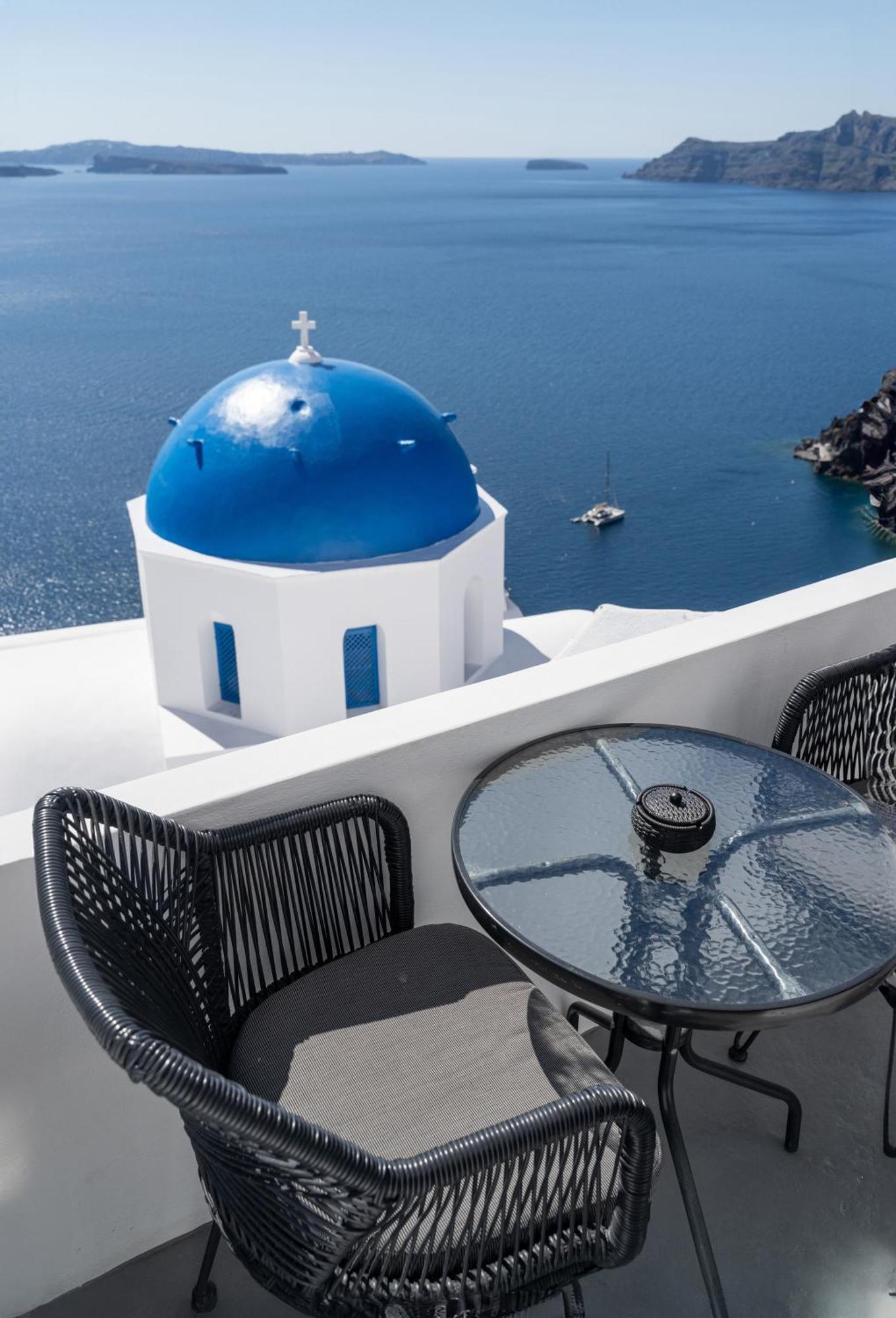 Luxus Vip Suites Oía Dış mekan fotoğraf