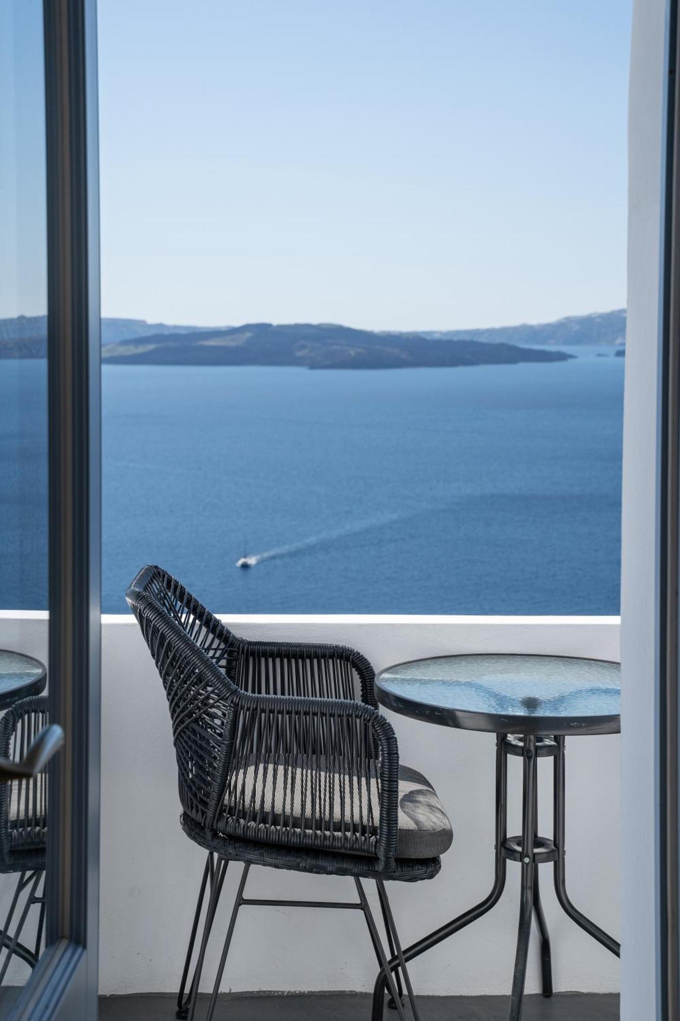 Luxus Vip Suites Oía Dış mekan fotoğraf